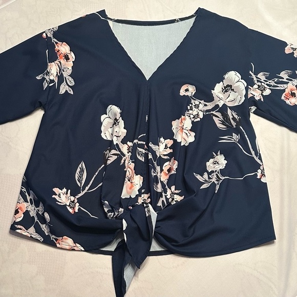 Tops - Ladies Medium Dark Blue Floral Blouse NWOT
